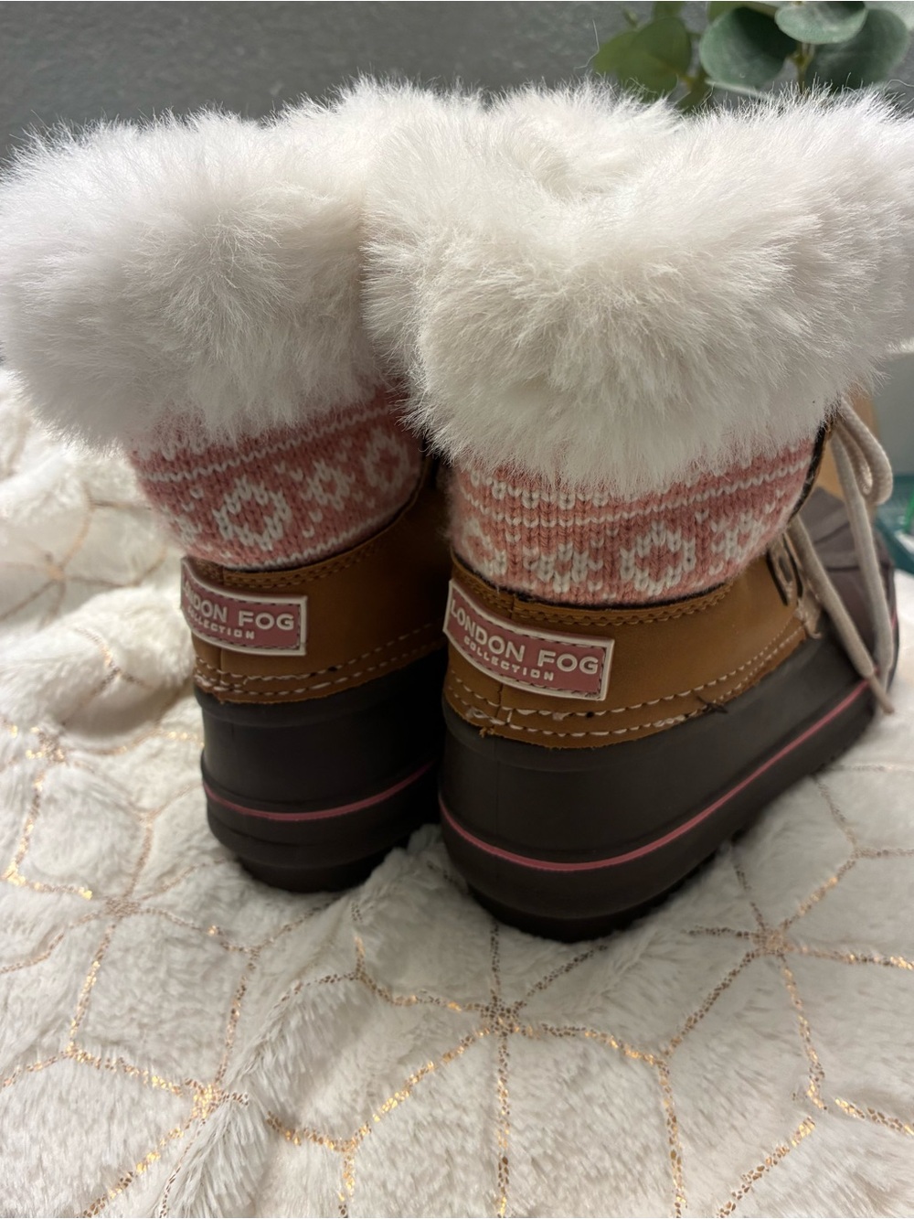 London fog toddler Brown Winter Duck Boots with Pink Knit Cuff and Faux-Fur Trim - Picture 12 of 12